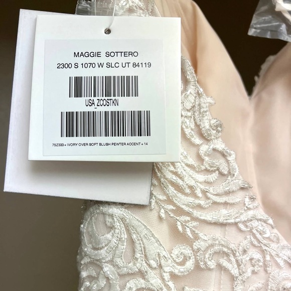 Wedding Dress NWT - Never Worn & Not Altered - Picture 9 of 13